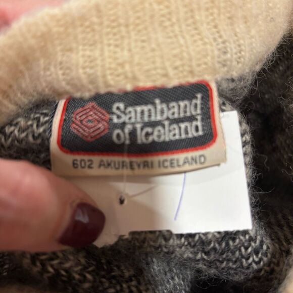 Samband of Iceland Vintage Wool Sweater Grey Black Snowflake Ribbed Trim Men Med - Picture 2 of 9